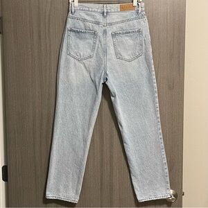 PacSun Button Fly Jeans - High Rise Light Wash & Straight Leg - Size 27